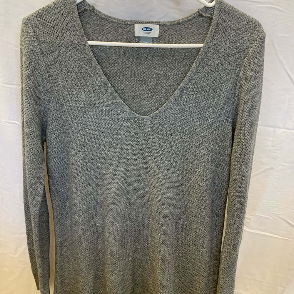 Old navy gray sweater v neck